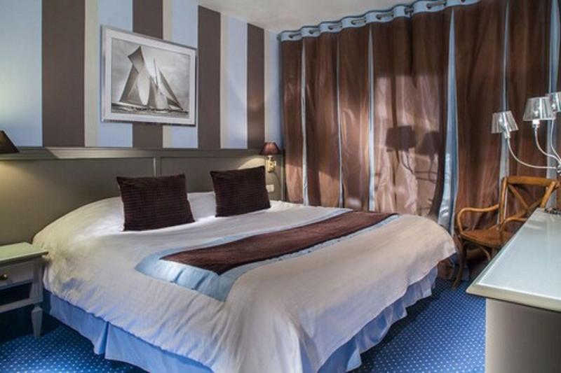 Logis Hotel & Restaurant - Lensotel Екстериор снимка