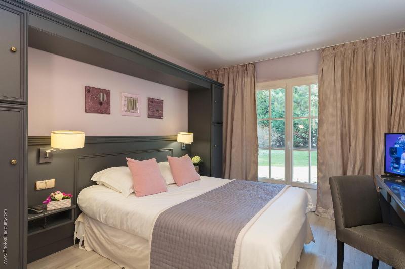 Logis Hotel & Restaurant - Lensotel Екстериор снимка